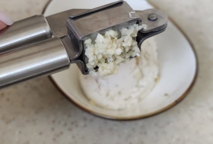 Фото шага рецепта Куриные рулеты с мягким сыром 173702 шаг 3  