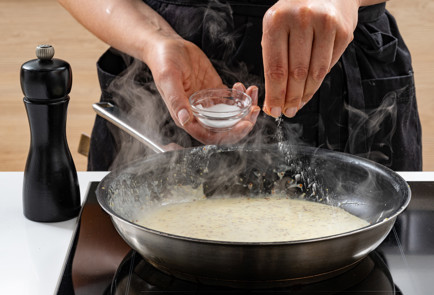 Фото шага рецепта Куриные рулеты в аэрогриле 189336 шаг 11  