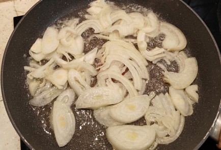 Фото шага рецепта Куриные сердечки в сливках 175312 шаг 7  