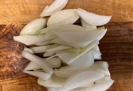 Фото шага рецепта Куриные слайсы с тушеными овощами 174837 шаг 6  