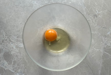 Фото шага рецепта Куриные стрипсы 189799 шаг 2  