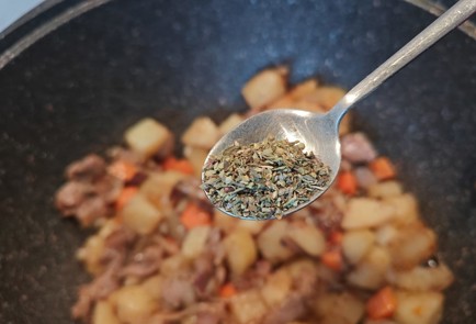 Фото шага рецепта Куриные желудки с картфелем 188832 шаг 11  