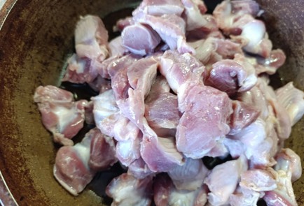 Фото шага рецепта Куриные желудочки с гречкой и грибами 190945 шаг 3  