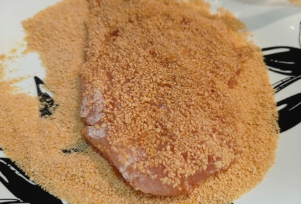 Фото шага рецепта Куриный шницель 175122 шаг 14  