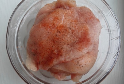 Фото шага рецепта Куриный шницель 175122 шаг 6  