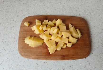 Фото шага рецепта Куриный суп с чесночными сухариками 175933 шаг 6  