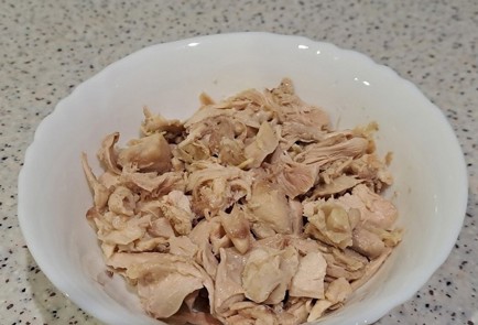 Фото шага рецепта Куриный суп с домашней пастой 190099 шаг 3  