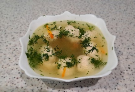 Фото шага рецепта Куриный суп с фрикадельками 189513 шаг 13  