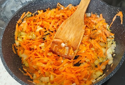 Фото шага рецепта Куриный суп с куркумой 190352 шаг 7  