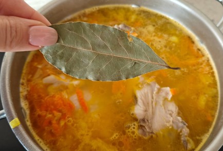 Фото шага рецепта Куриный суп с куркумой 190352 шаг 8  