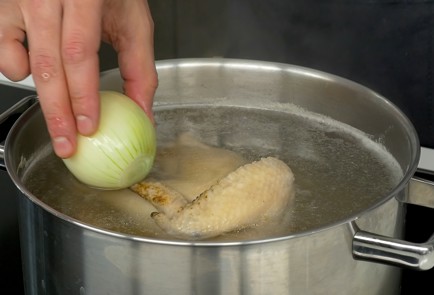 Фото шага рецепта Куриный суп с вермишелью 57997 шаг 3  