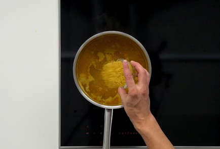 Фото шага рецепта Куриный суп с вермишелью 57997 шаг 9  