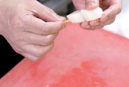 Фото шага рецепта Кусиякисет с соусом терияки 140927 шаг 3  