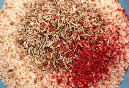 Фото шага рецепта Кускус посредиземноморски с вялеными помидорами 152653 шаг 2  