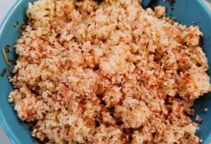 Фото шага рецепта Кускус посредиземноморски с вялеными помидорами 152653 шаг 6  