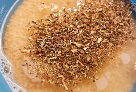 Фото шага рецепта Кускус с маслинами и вялеными томатами 173397 шаг 3  