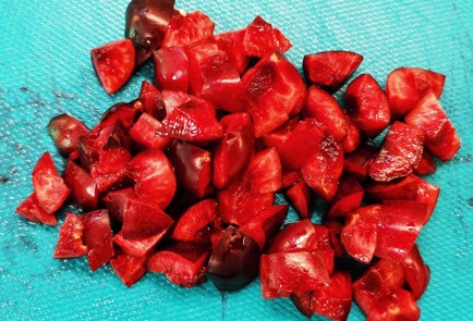 Фото шага рецепта Кускус с топпингом из черешни 173854 шаг 7