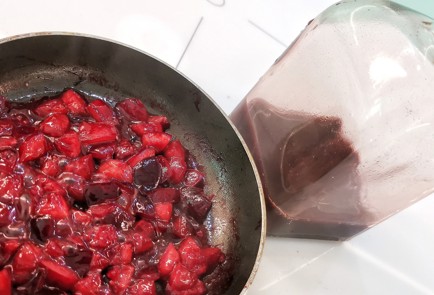 Фото шага рецепта Кускус с топпингом из черешни 173854 шаг 9