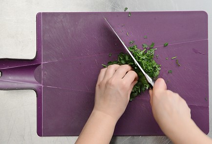 Фото шага рецепта Кутабы с зеленью 50481 шаг 4  