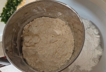 Фото шага рецепта Кутабы на сковороде 190504 шаг 7  