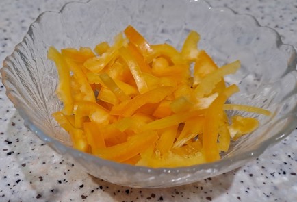 Фото шага рецепта Квашеная капуста жаренная на сковороде со сладким перцем 190821 шаг 5