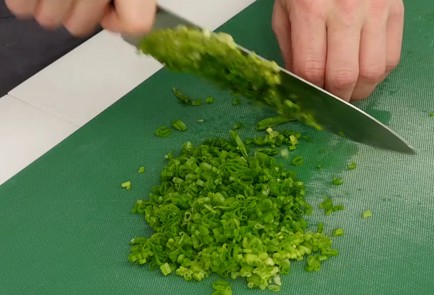 Фото шага рецепта Булгур потурецки кысыр 125340 шаг 8  