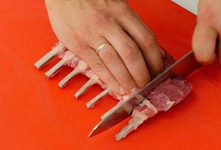 Фото шага рецепта Мясное рагу с овощами Ланкаширский горшок 93263 шаг 1  