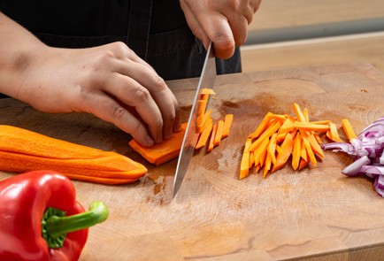 Фото шага рецепта Лапша из кабачка 187218 шаг 6