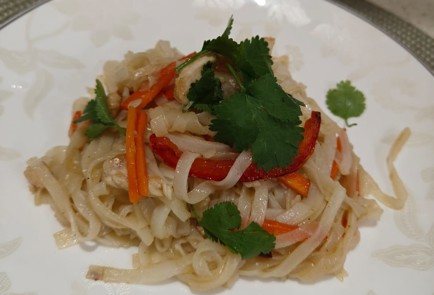 Фото шага рецепта Лапша с курицей в соусе терияки 175708 шаг 14  