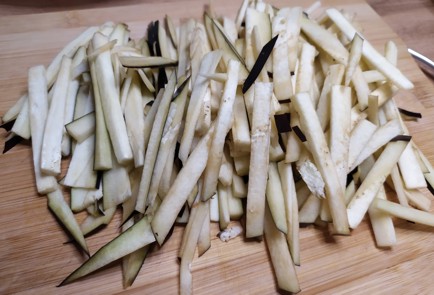 Фото шага рецепта Лапша удон с курицей и овощами 189145 шаг 2  