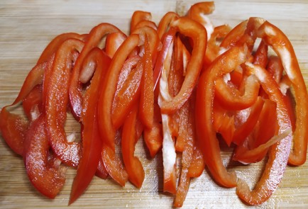 Фото шага рецепта Лапша удон с курицей и овощами 189145 шаг 4  