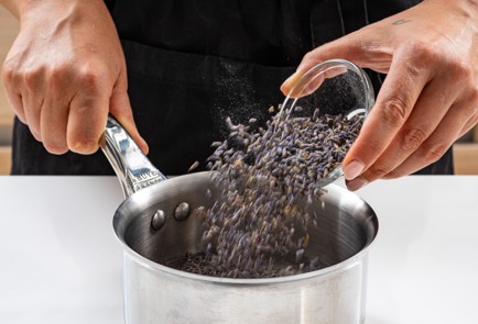 Фото шага рецепта Лавандовый лимонад 186652 шаг 3  