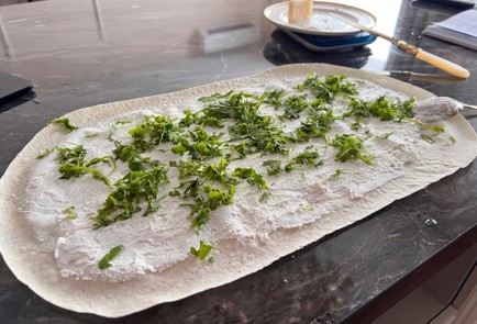 Фото шага рецепта Лаваш на завтрак 186963 шаг 2  