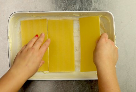 Фото шага рецепта Лазанья классическая с мясом 31799 шаг 6  