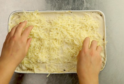 Фото шага рецепта Лазанья классическая с мясом 31799 шаг 8  