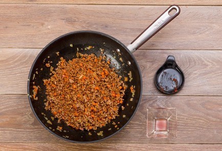 Фото шага рецепта Лазанья с соусом бешамель 46242 шаг 4  