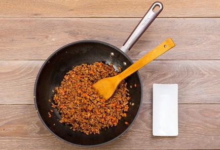 Фото шага рецепта Лазанья с соусом бешамель 46242 шаг 5  