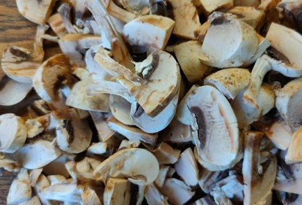 Фото шага рецепта Лазанья с грибами и помидорами 189211 шаг 5  