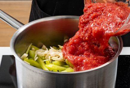 Фото шага рецепта Лечо из помидоров на зиму 190270 шаг 5  