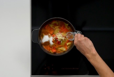 Фото шага рецепта Лечо на зиму 151359 шаг 7  