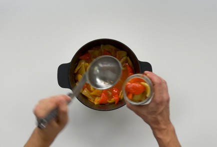 Фото шага рецепта Лечо на зиму 151359 шаг 9  