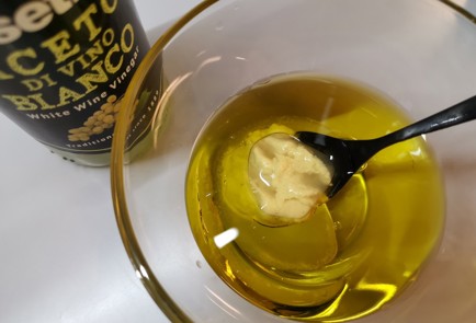 Фото шага рецепта Легкий европейский салат 175640 шаг 8