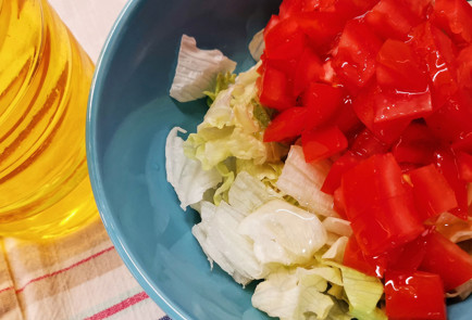 Фото шага рецепта Легкий кубанский салат 151783 шаг 3  