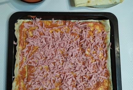 Фото шага рецепта Ленивая пицца на лаваше 187535 шаг 5  