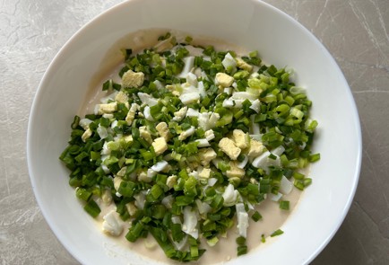 Фото шага рецепта Ленивые пирожки с яйцом и луком 176019 шаг 8  