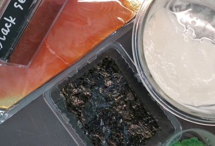 Фото шага рецепта Ленивые роллы без риса 174417 шаг 1