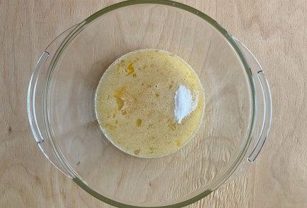 Фото шага рецепта Ленивые вареники с фруктовоягодной начинкой 174084 шаг 2  