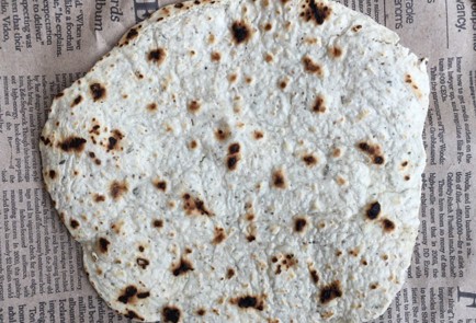 Фото шага рецепта Лепешка с начинкой в стиле шаурмы 136878 шаг 1