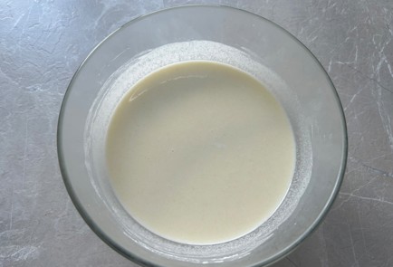 Фото шага рецепта Лепешки из жидкого теста 189382 шаг 7  