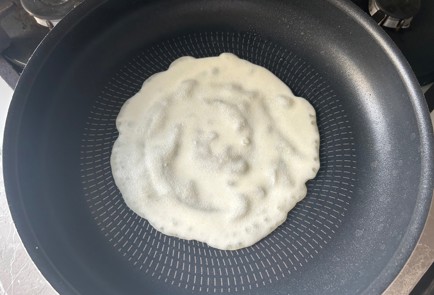 Фото шага рецепта Лепешки из жидкого теста 189382 шаг 8  